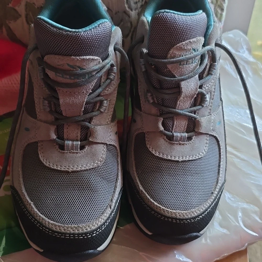 L.L. Bean Woman Gray and Teal Sneakers - Picture 2 of 5
